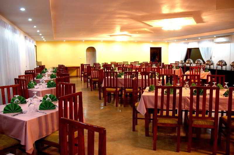 Kothmale Holiday Hotel Kandy Exterior photo